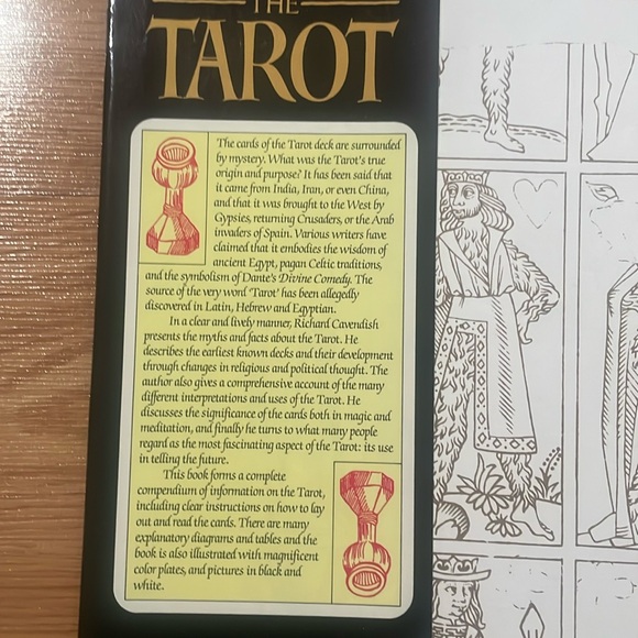 “The Tarot” book - Picture 5 of 6